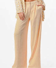 Load image into Gallery viewer, Sunny Pleated Pants - Septembers Love Shop
